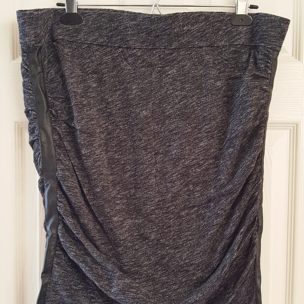 LANE BRYANT Wiggle Skirt Sz 18 Grey / Black As New Condition